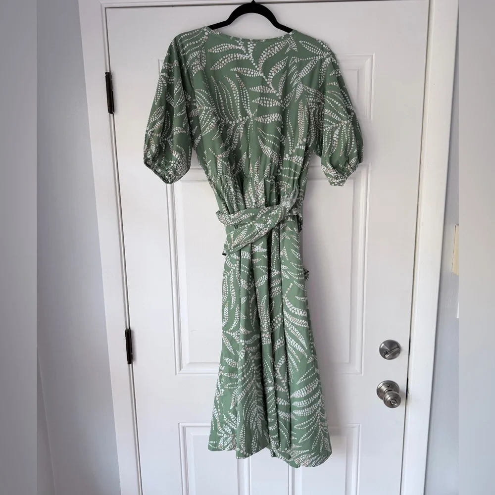 SUMMERSALT size L The Coastal Poplin Puff-Sleeve Wrap Midi Dress green - Picture 3 of 5